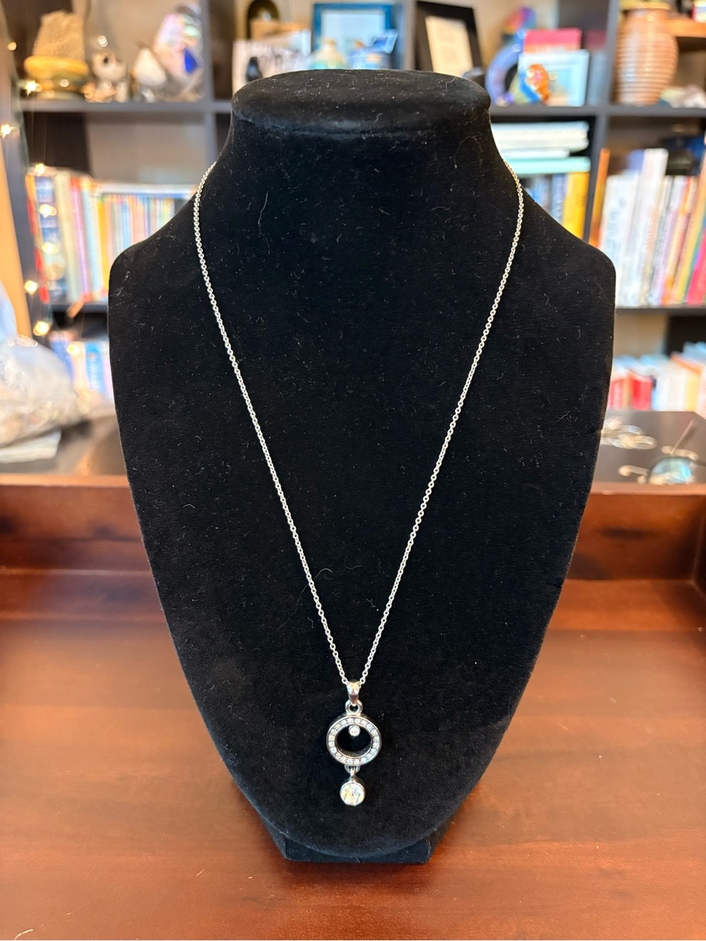 Tiffany & Co. 925 Sterling Silver Diamond Infinity Circle Pendant Cable Necklace